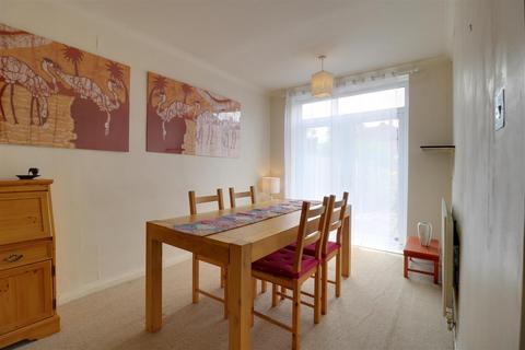 6 The Butts, Alsager, Stoke-on-trent, ST7 2NS