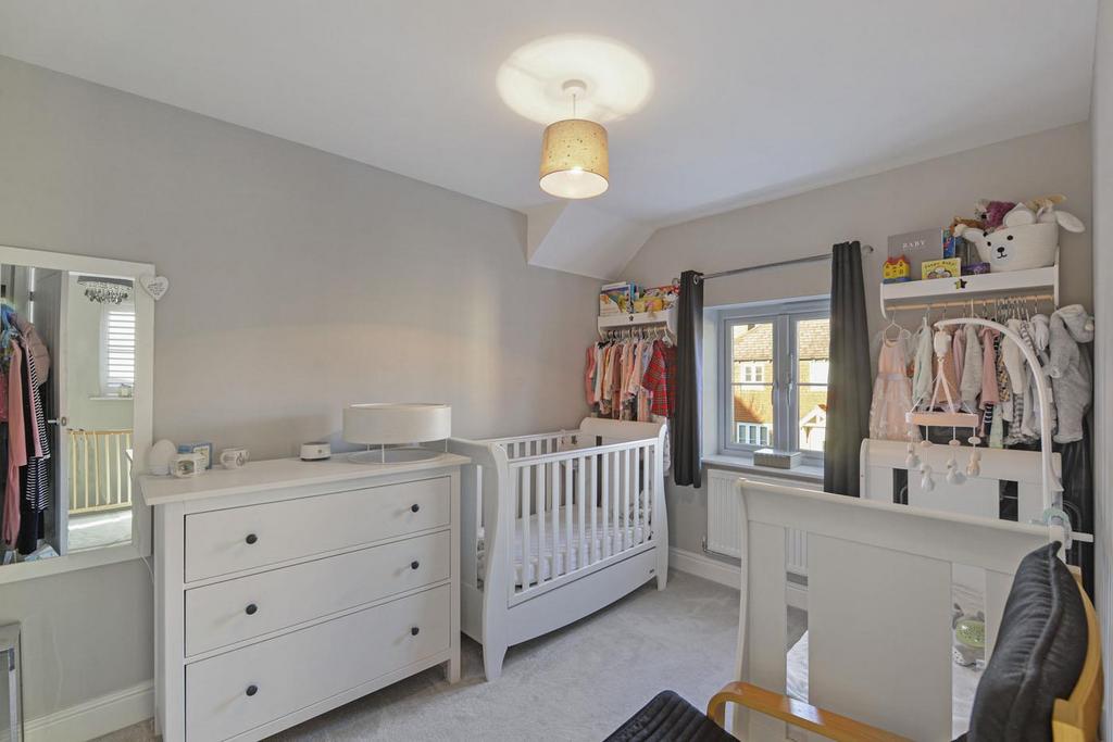 2nd bedroom