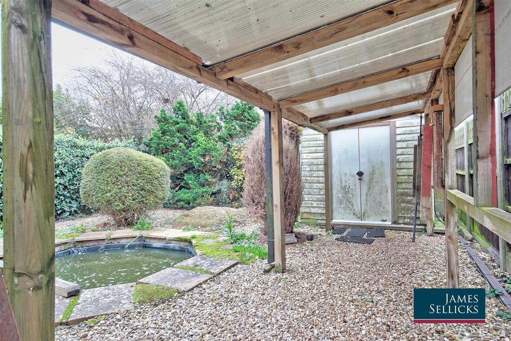 Gazebo / workshop area