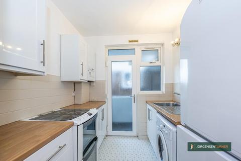 2 bedroom flat to rent, The Vale, Acton, W3