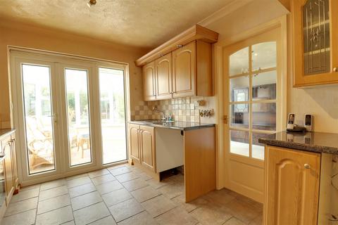24 Ashcroft Avenue, Shavington, Crewe, CW2 5HN