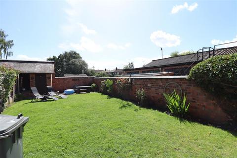 3 bedroom semi-detached house for sale, Crewe Road, Shavington, Crewe