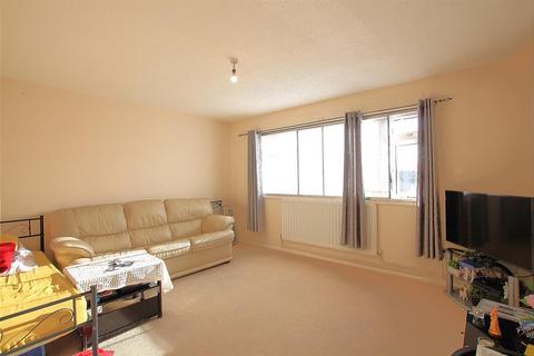 2 bedroom apartment to rent - Field Road, Feltham TW14