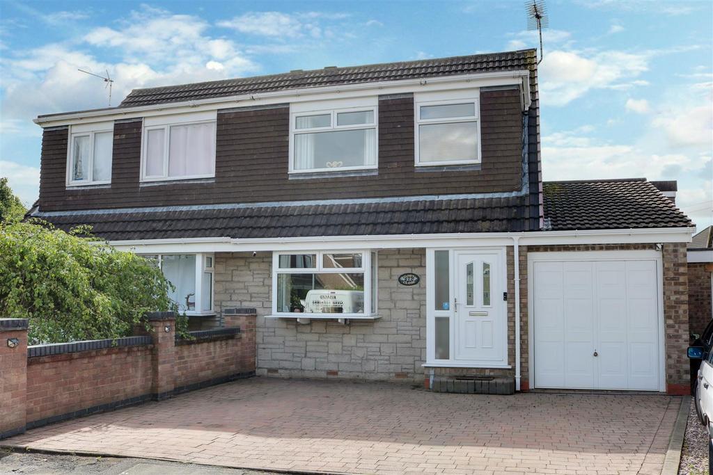 Gowy Close, Alsager 3 bed semidetached house for sale £245,000