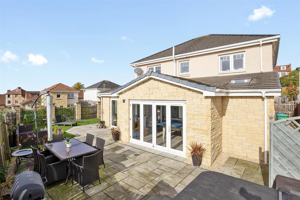 21 Hawthorn Park 33.jpg