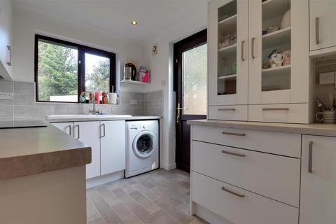 32a Barons Road, Shavington, Crewe, CW2 5EW