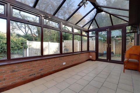 32a Barons Road, Shavington, Crewe, CW2 5EW