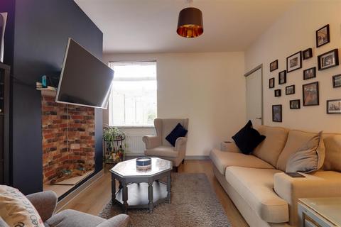 21 Brooklands Grove, Crewe, CW1 3JS