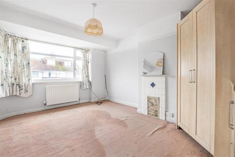 11 Mayfield Drive, Caversham, Reading, RG4 5JP
