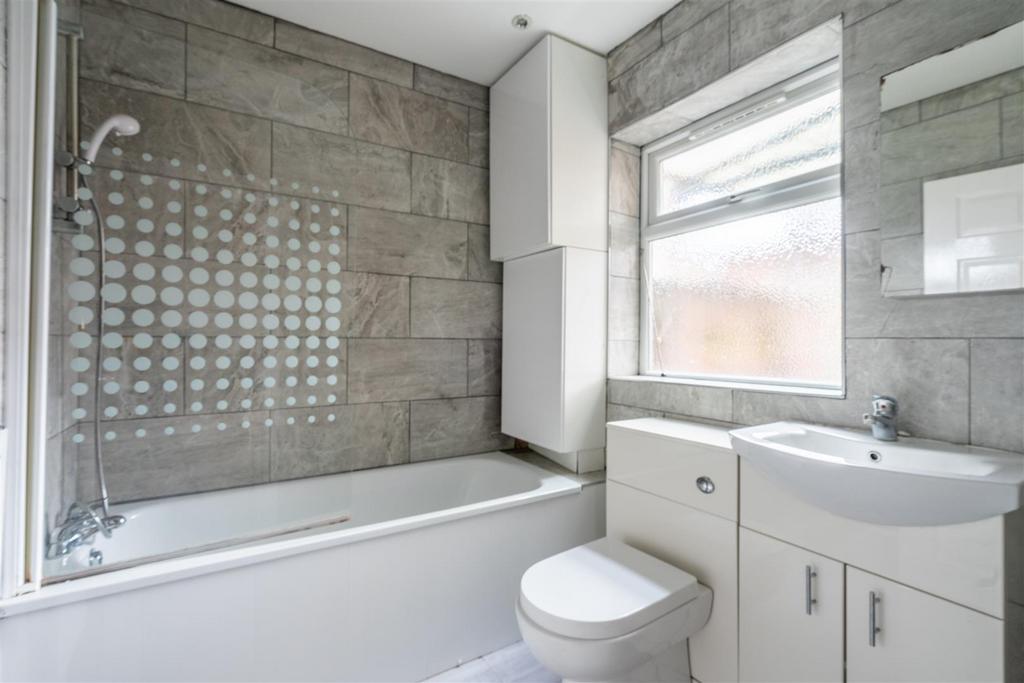 Flat 1 85 cromer st lettings-6.jpg