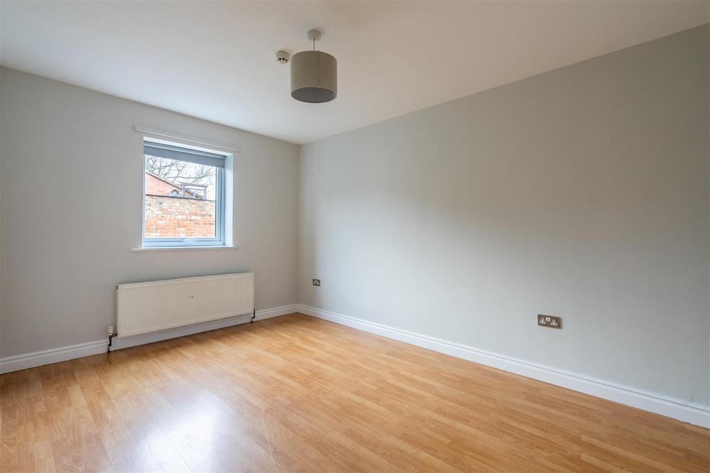 Flat 1 85 cromer st lettings-7.jpg