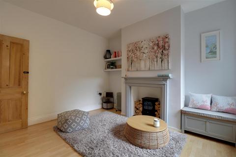 3 bedroom end of terrace house for sale - Congleton Road, Talke