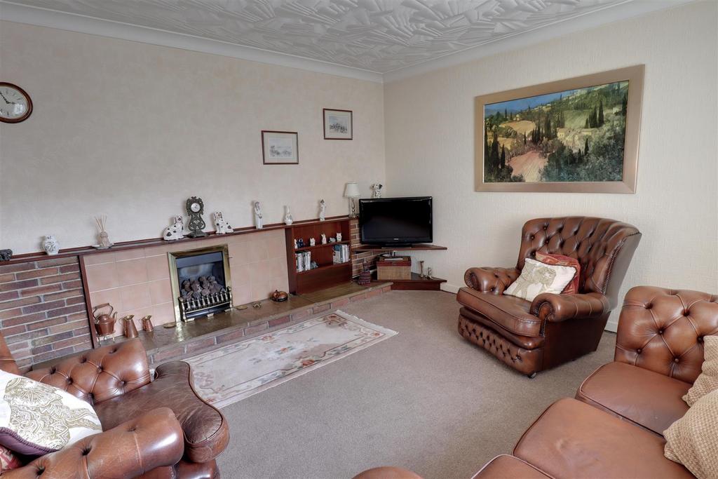 Stoneley Road, Crewe 2 bed detached bungalow for sale £270,000