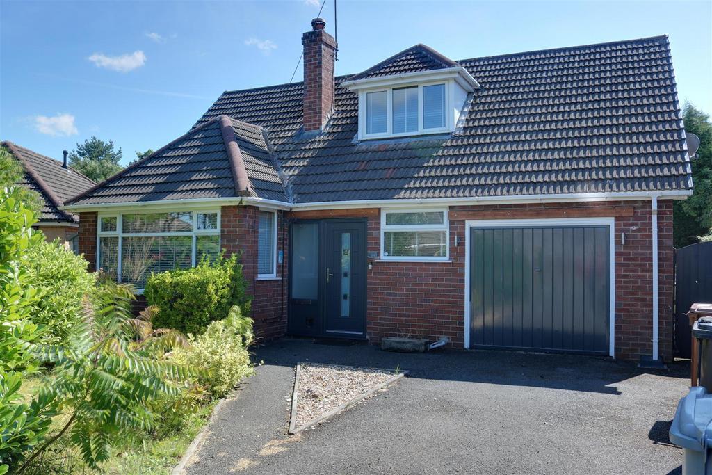 Meadow Way, Church Lawton 4 bed detached house for sale £325,000