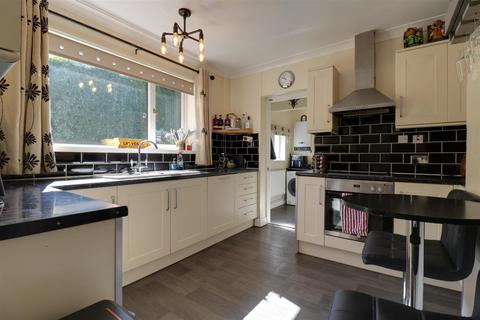 4 bedroom detached house for sale, Meadow Way, Church Lawton