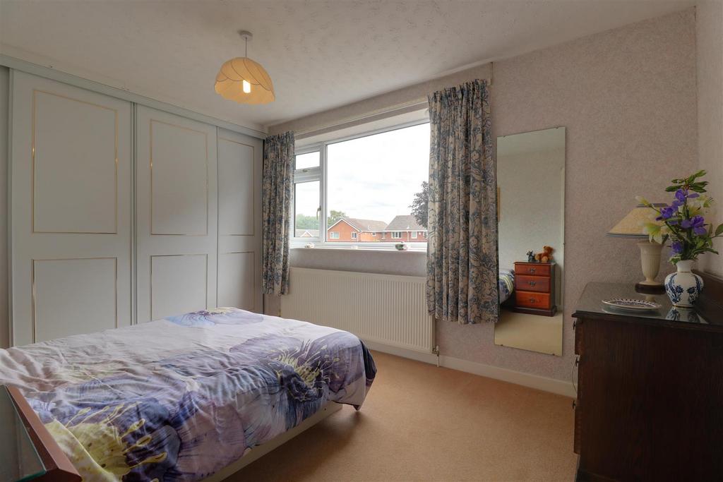 Cavendish Crescent, Alsager 3 bed detached house £335,000