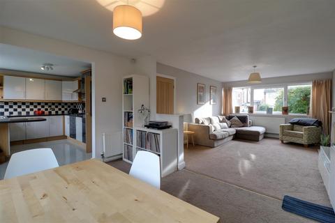 29 The Fairway, Alsager, Stoke-on-trent, ST7 2BD
