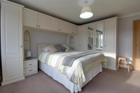 29 The Fairway, Alsager, Stoke-on-trent, ST7 2BD
