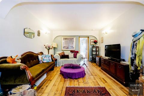 2 bedroom terraced house to rent - Thornwood Road, Epping, CM16