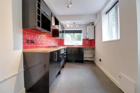173 Crewe Road, Church Lawton, Stoke-on-trent, ST7 2DG