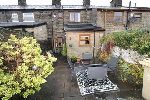 2 bedroom cottage for sale, Chapel Street, Horwich, Bolton