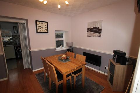 2 bedroom cottage for sale, Chapel Street, Horwich, Bolton