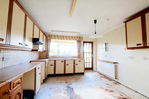 3 bedroom detached bungalow for sale, Pinfold Crescent, Woodborough, Nottingham