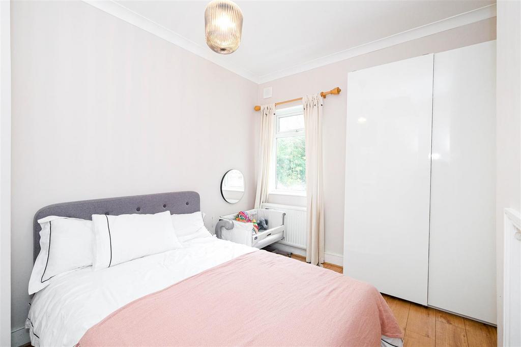 24a Tavistock Road-18.jpg