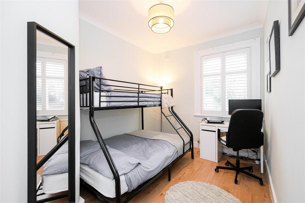 24a Tavistock Road-1.jpg