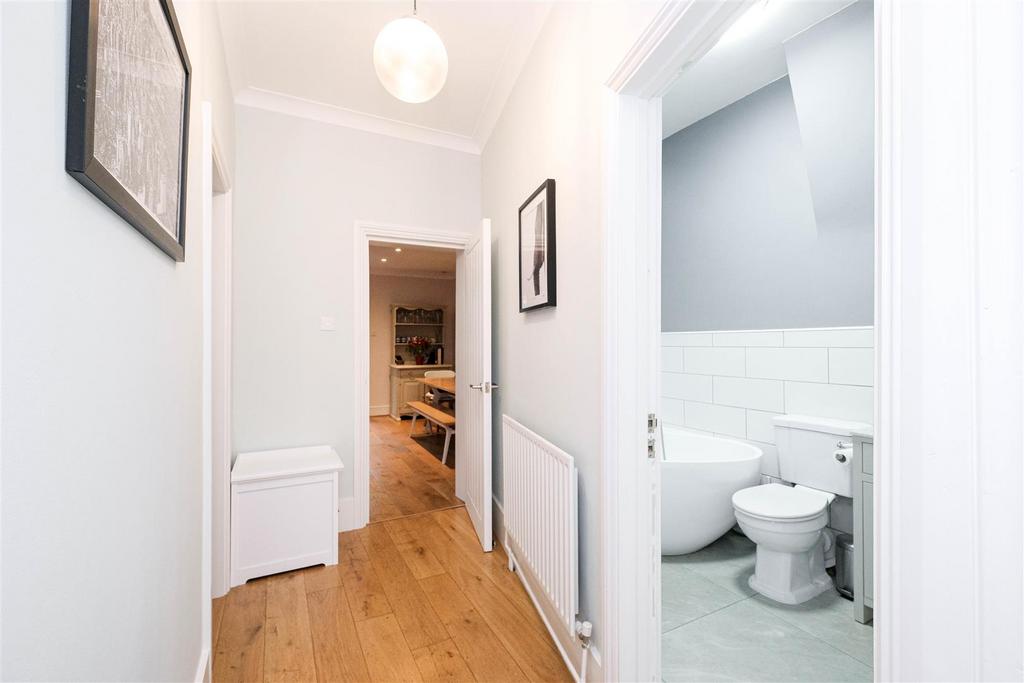 24a Tavistock Road-5.jpg