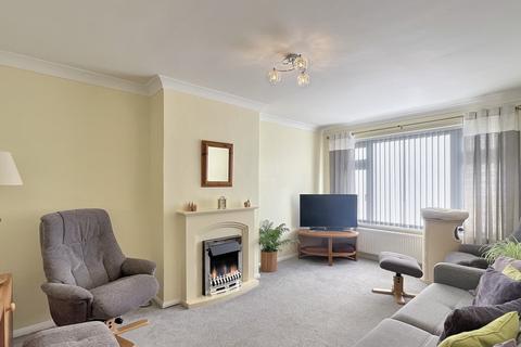 24 Lowefields, Earls Colne, Colchester, CO6 2LH