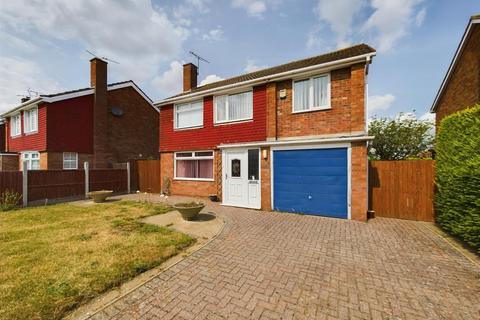 4 bedroom detached house for sale, Dore Avenue, North Hykeham, Lincoln