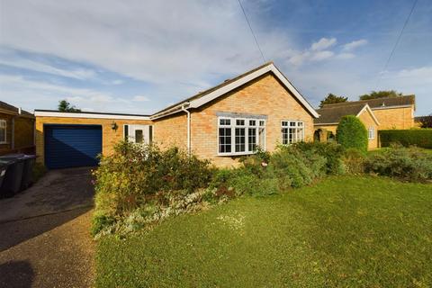 3 bedroom detached bungalow for sale, Fairleas, Branston, Lincoln