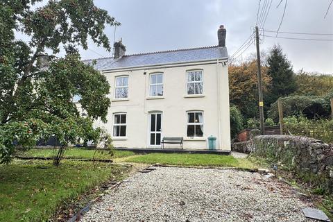 3 bedroom end of terrace house for sale, Trethowel, St. Austell