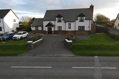 5 bedroom detached house for sale, The Briary, Portfield Gate, Haverfordwest