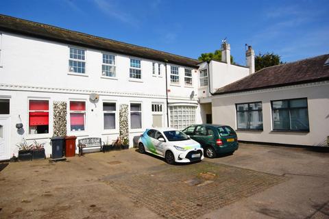 2 bedroom apartment for sale, Monks Manor Court, Lincoln