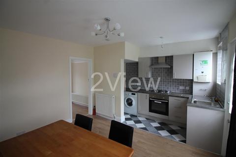 2 bedroom house to rent - Park View Avenue, Burley, Leeds
