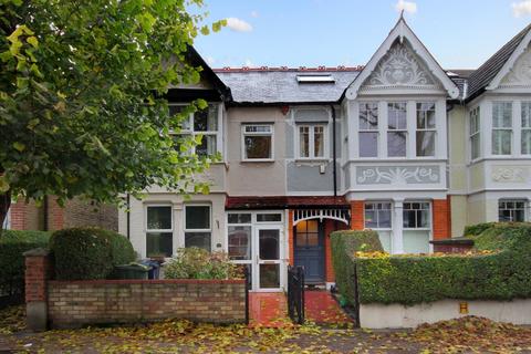 28 Windermere Road, London, W5 4TD