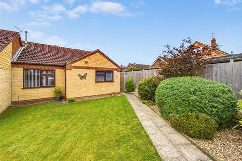 2 bedroom semi-detached bungalow for sale, Meadowlake Close, Lincoln