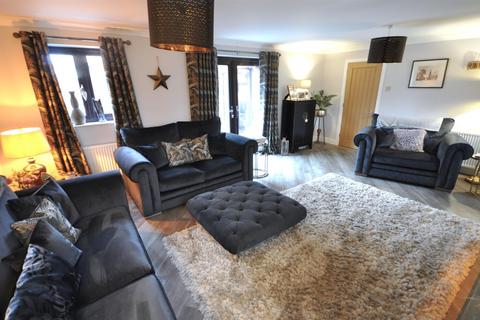 Corner House Trundle Lane, Fishlake, Doncaster, DN7 5LP
