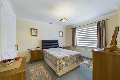 2 bedroom apartment for sale, Minster Court, Bracebridge Heath