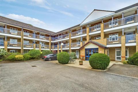 2 bedroom flat for sale, Minster Court, Bracebridge Heath, Lincoln