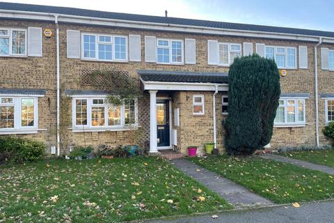 3 bedroom house to rent - Colne Drive, Walton-On-Thames
