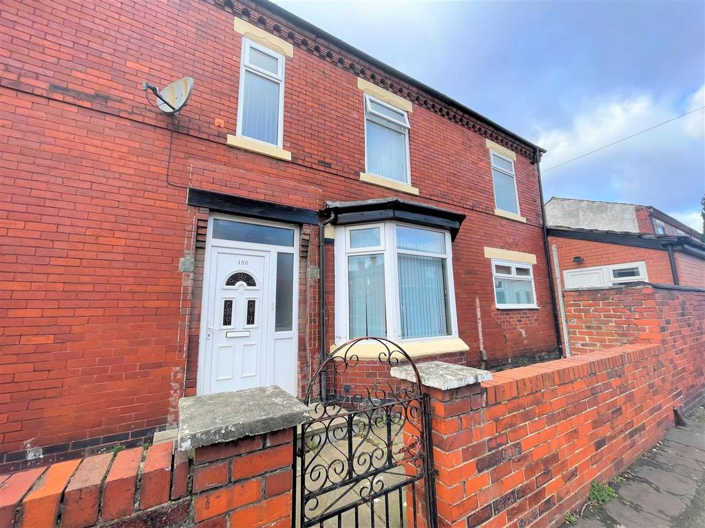 Street, Manchester 6 bed house to rent £3,840 pcm (£886 pw)