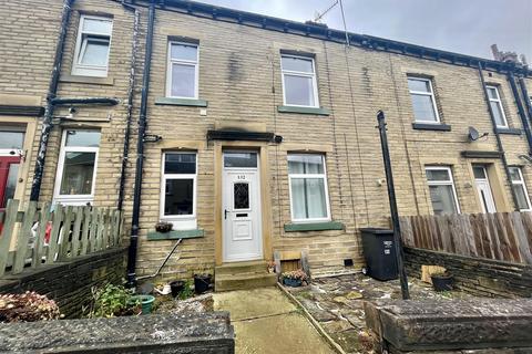 2 bedroom house for sale, Catherine Street, Elland