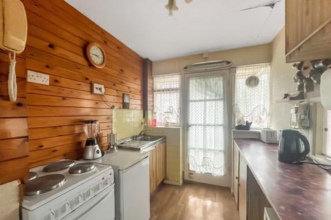37 Cleves Way, Ashford, TN23 5DE