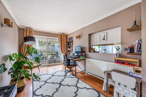 54 Ferndale Road, Banstead, SM7 2EX