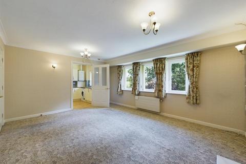 2 bedroom apartment for sale, Minster Court, Bracebridge Heath