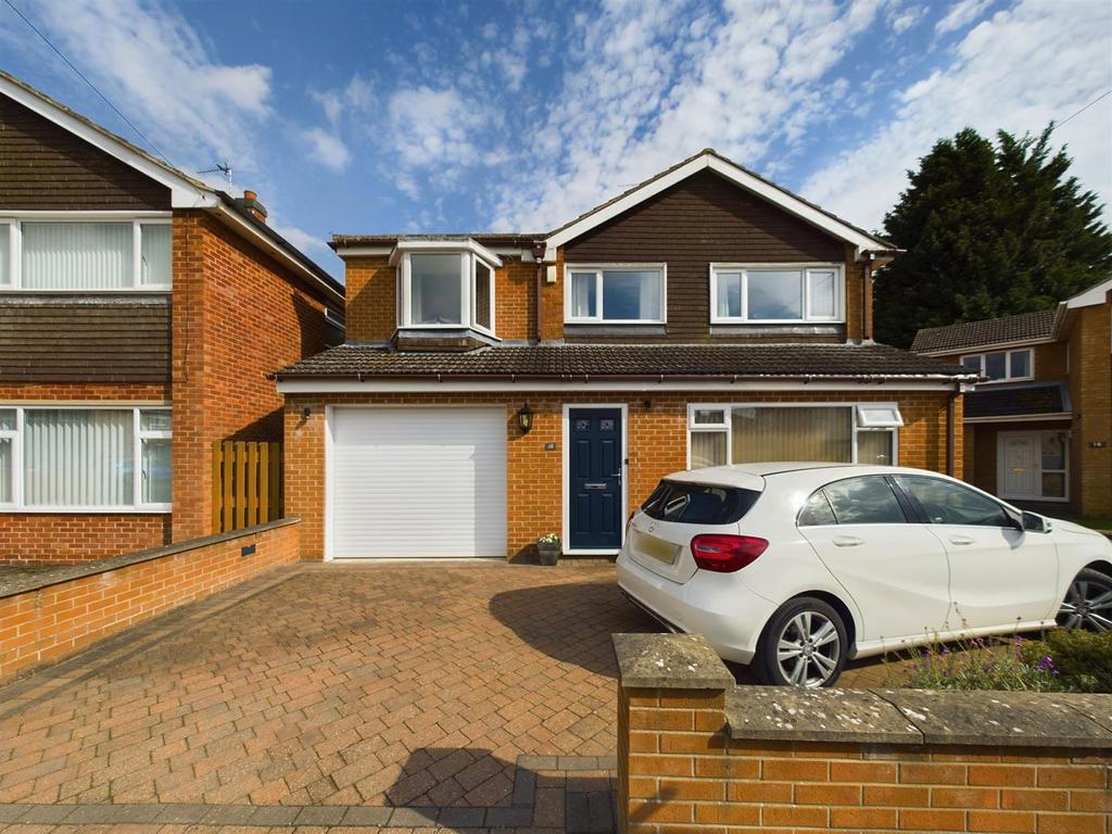 Ripley Drive, North Hykeham, Lincoln 4 bed detached house £350,000