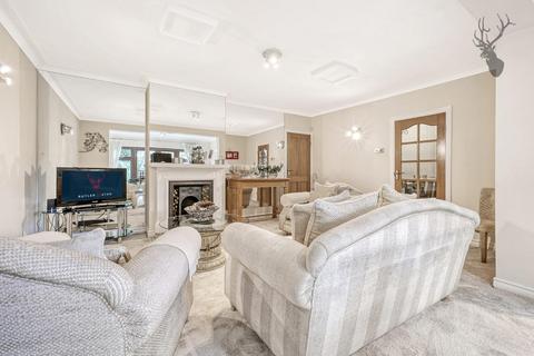 14 Manor Road, Chigwell, IG7 5PD